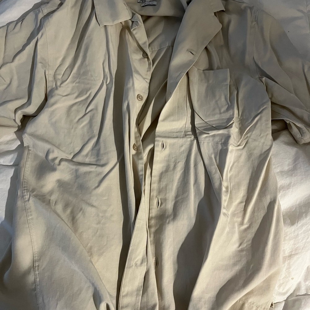 Zara Cream Button Up Shirt